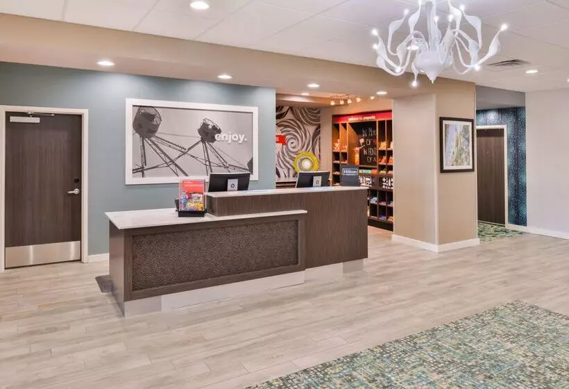 ホテル Hampton Inn Emporia