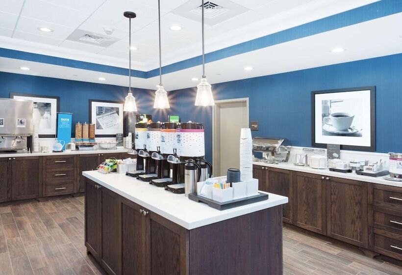 Отель Hampton Inn Kennebunk Kennebunkport