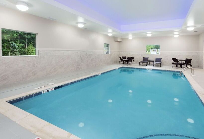 Отель Hampton Inn Kennebunk Kennebunkport