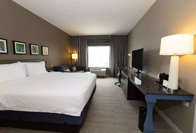 هتل Hilton Garden Inn Austin Airport