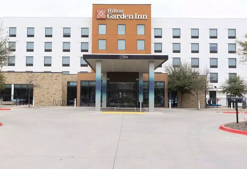 هتل Hilton Garden Inn Austin Airport