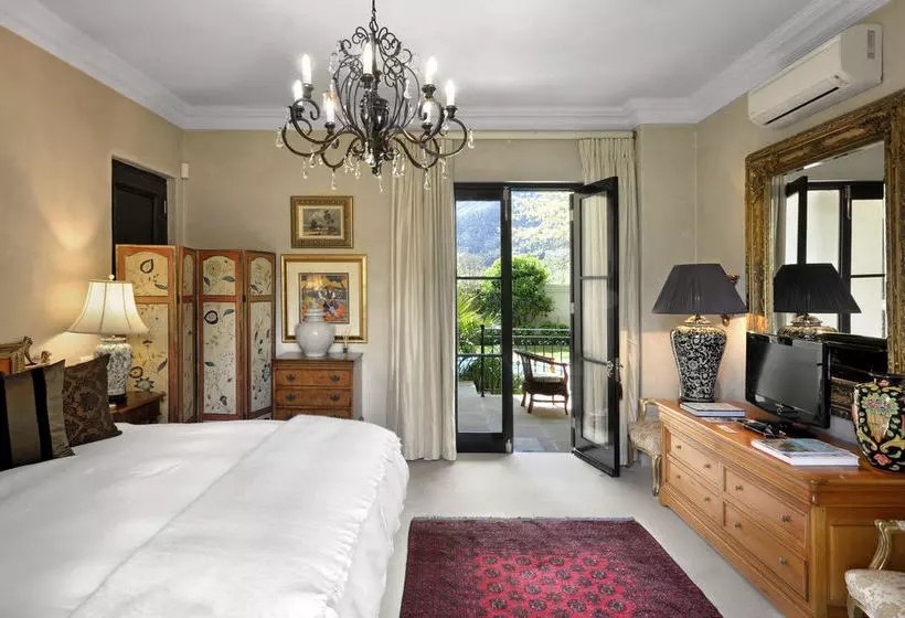 تختخواب و صبحانه 21 Roux Street Franschhoek