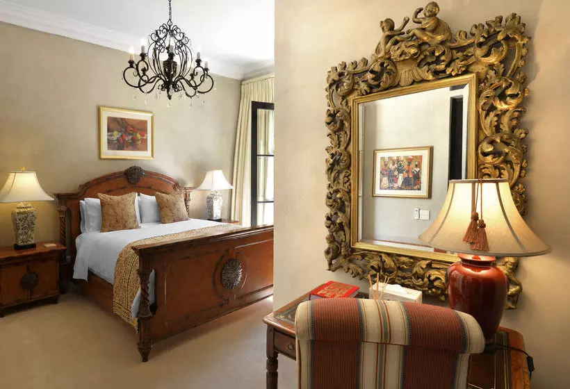 تختخواب و صبحانه 21 Roux Street Franschhoek