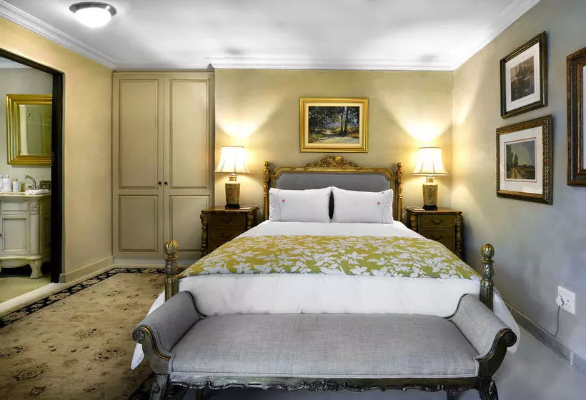 تختخواب و صبحانه 21 Roux Street Franschhoek