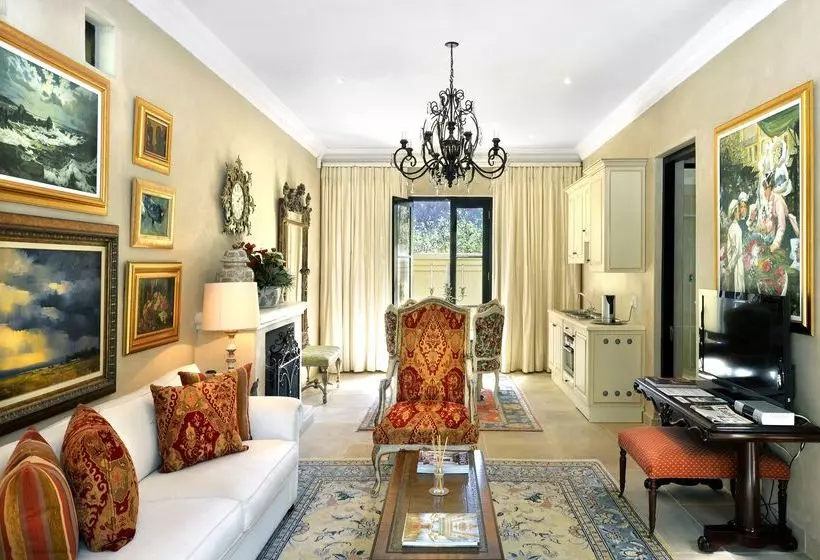 تختخواب و صبحانه 21 Roux Street Franschhoek