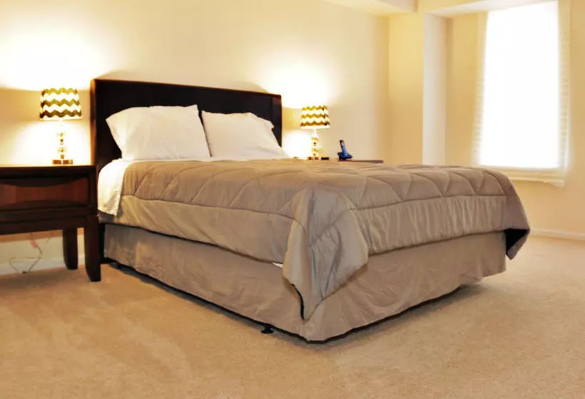 Bellaview Suites At Cityplace