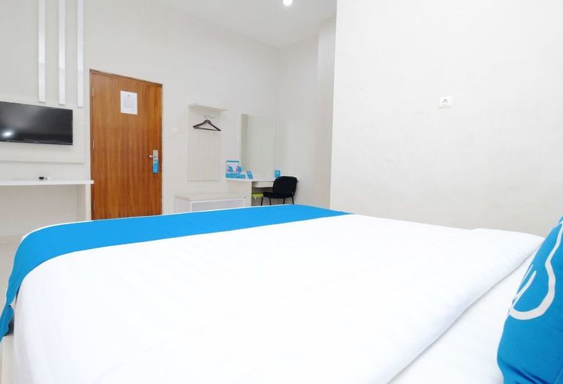 Hotel Airy Stasiun Balapan Natuna 4 Solo