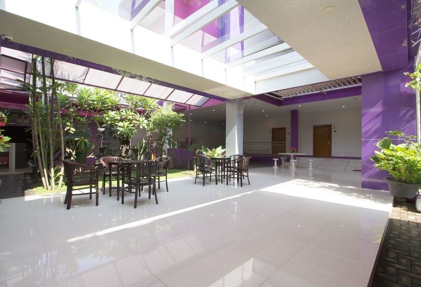 Hotel Airy Stasiun Balapan Natuna 4 Solo