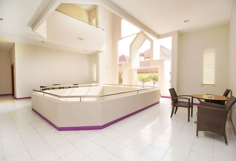 Hotel Airy Stasiun Balapan Natuna 4 Solo