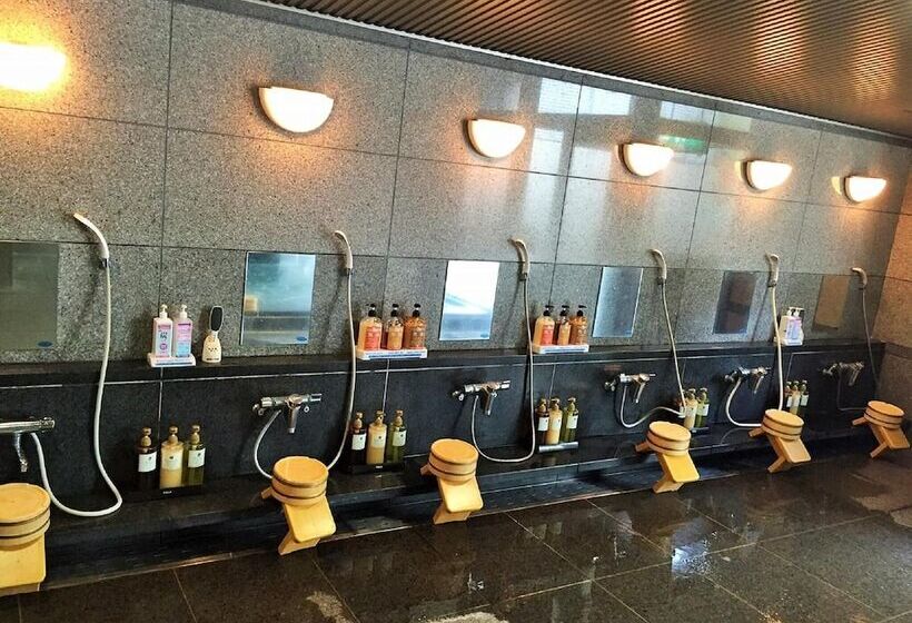 Breezbay Hotel & Resort Gero