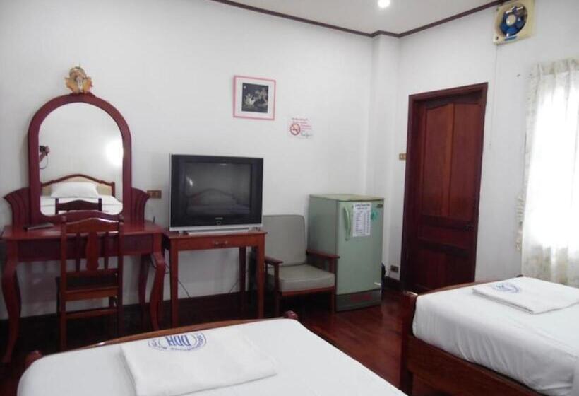 فندق Douang Deuane