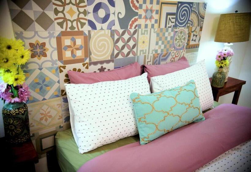 هتل Fortaleza Suites Old San Juan