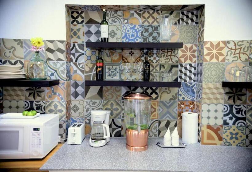 هتل Fortaleza Suites Old San Juan