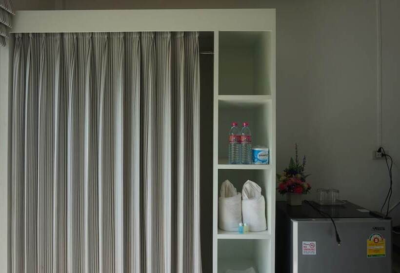 ホテル Honghub Sakon