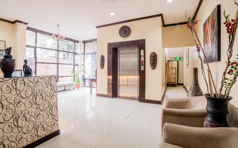 Hotel Reddoorz Plus Near Rizal Junction
