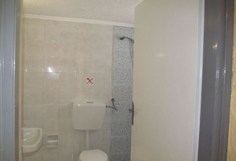 Kings Hotel By Estia