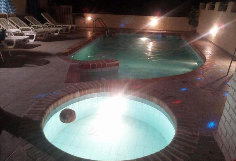 Kings Hotel By Estia