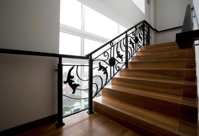 Sparks Odeon Sukabumi   Artotel Curated