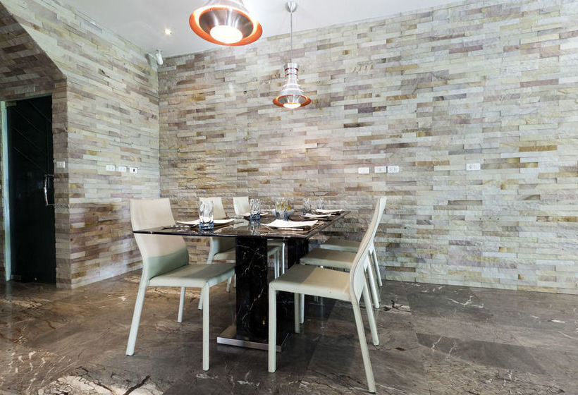 The Promenade Villa By Holiplanet