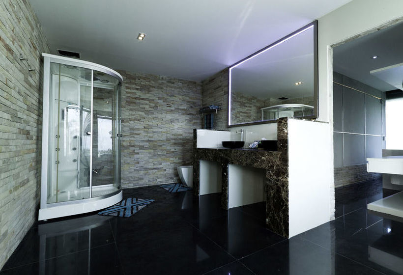 The Promenade Villa By Holiplanet