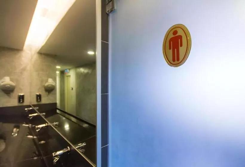 Albergue M Qube