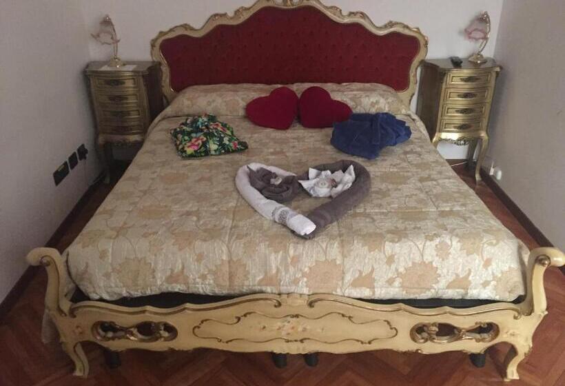 تختخواب و صبحانه Art&coffee