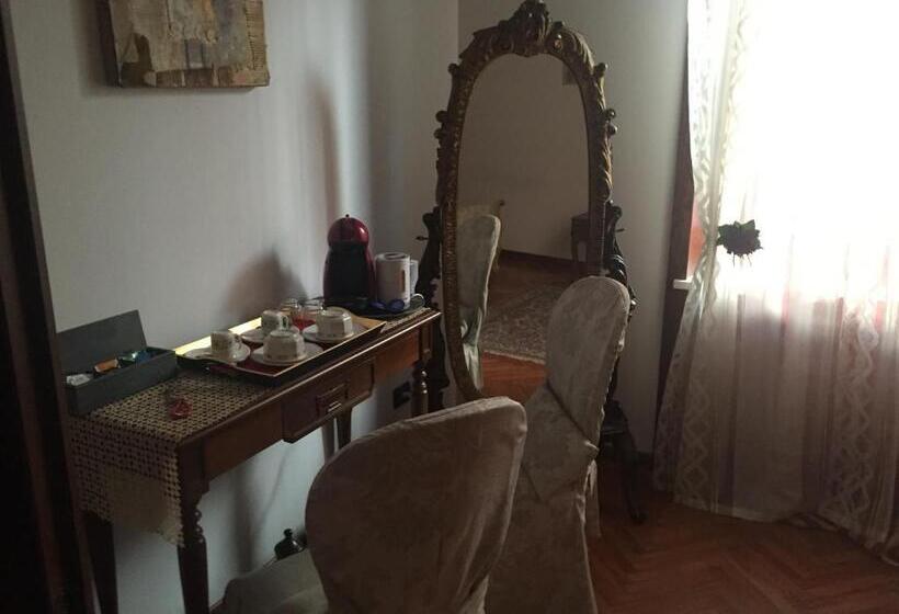 تختخواب و صبحانه Art&coffee