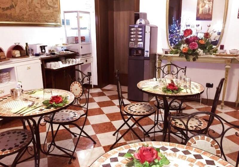 تختخواب و صبحانه Art&coffee