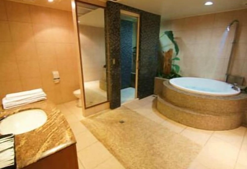 Beveriy Garden Motel