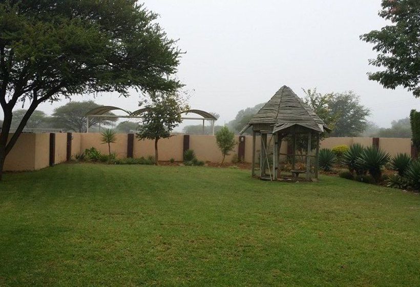 Chakira Lodge