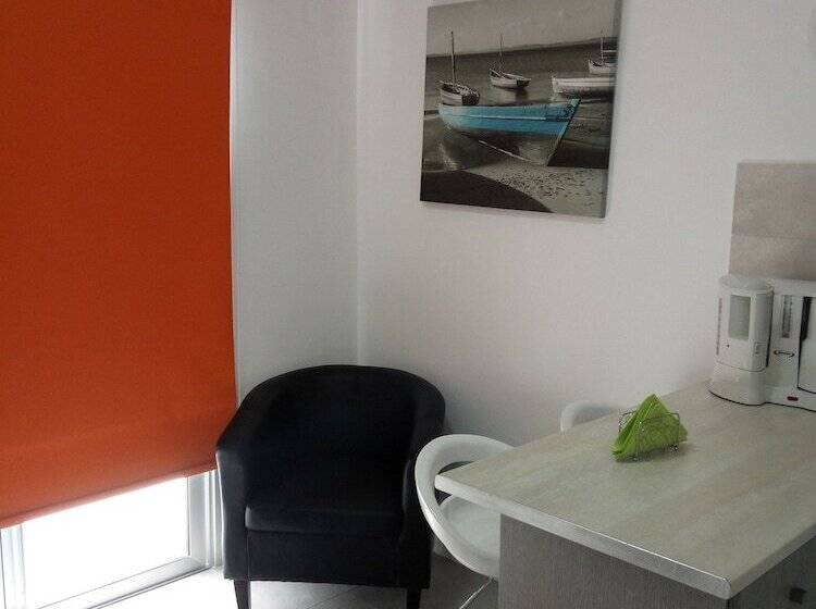 Elenapa Holiday Apartments