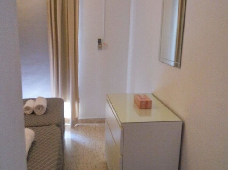 Elenapa Holiday Apartments