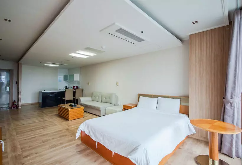Fantasia Condo