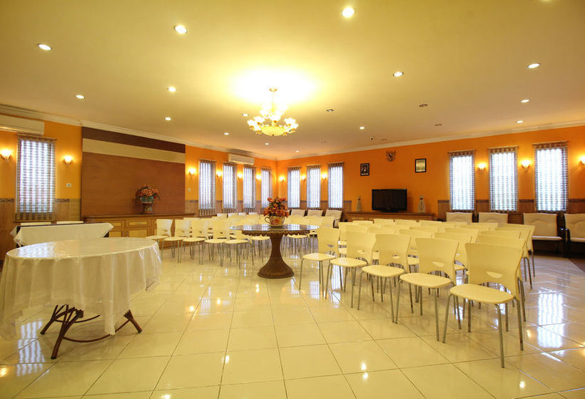 Hotel Airy Alun Alun Mastrip 56 Blitar