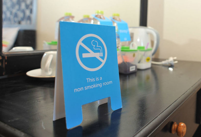 Hôtel Airy Bandara El Tari Yupiter Satu Kupang