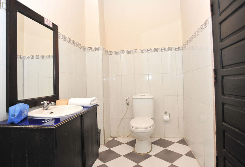 Hôtel Airy Bandara El Tari Yupiter Satu Kupang