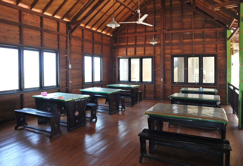 Hôtel Airy Bandara El Tari Yupiter Satu Kupang