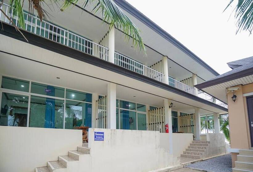 Hotel Baan Faa Talaychan Resort