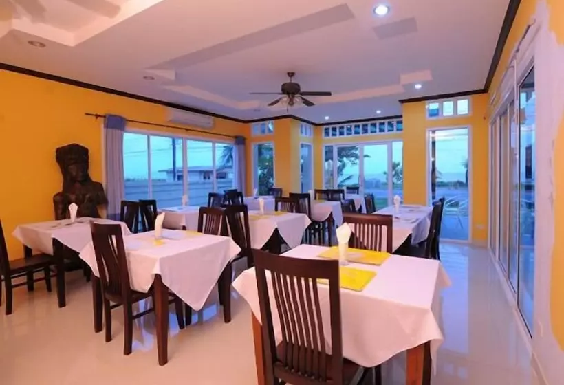 Hotelli Baan Faa Talaychan Resort