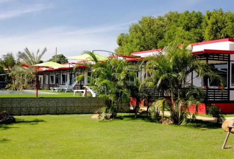 Hotelli Cape Go Resort
