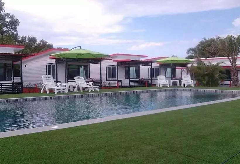 Hotelli Cape Go Resort