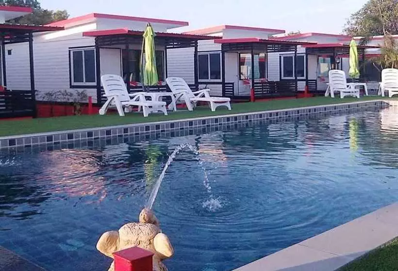 Hotelli Cape Go Resort