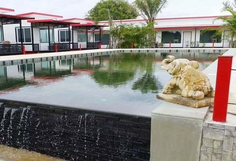 Hotelli Cape Go Resort