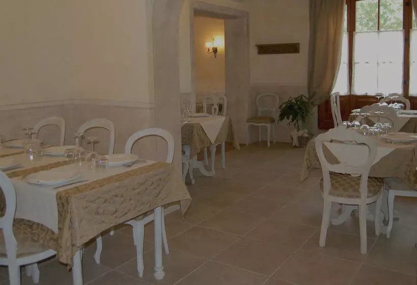 Hotelli La Locanda Di Ortimino