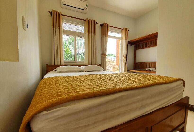 Hotel Mayfair Valley