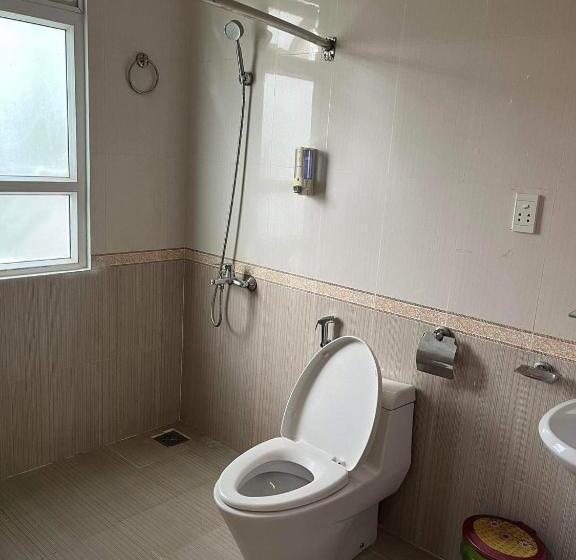 Hotel Mayfair Valley