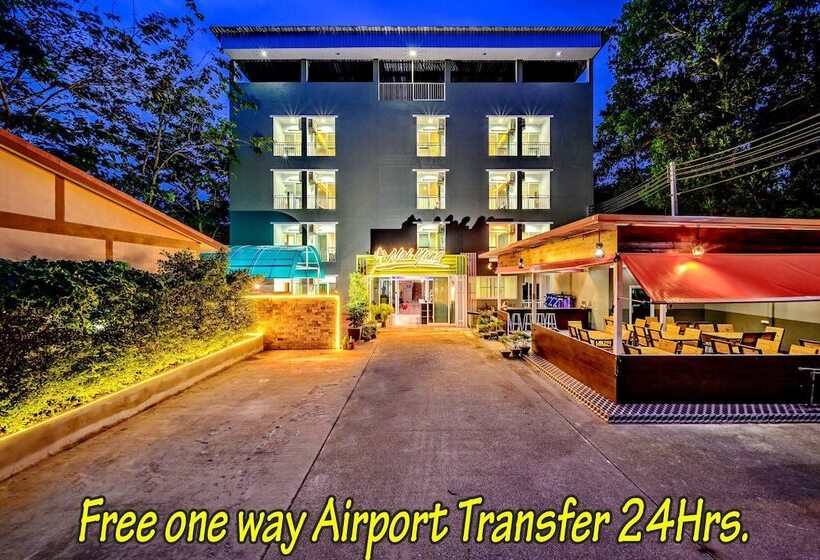 ホテル Nai Yang Place  Phuket Airport