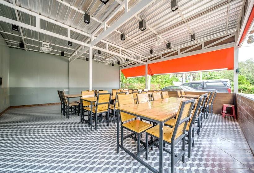 ホテル Nai Yang Place  Phuket Airport