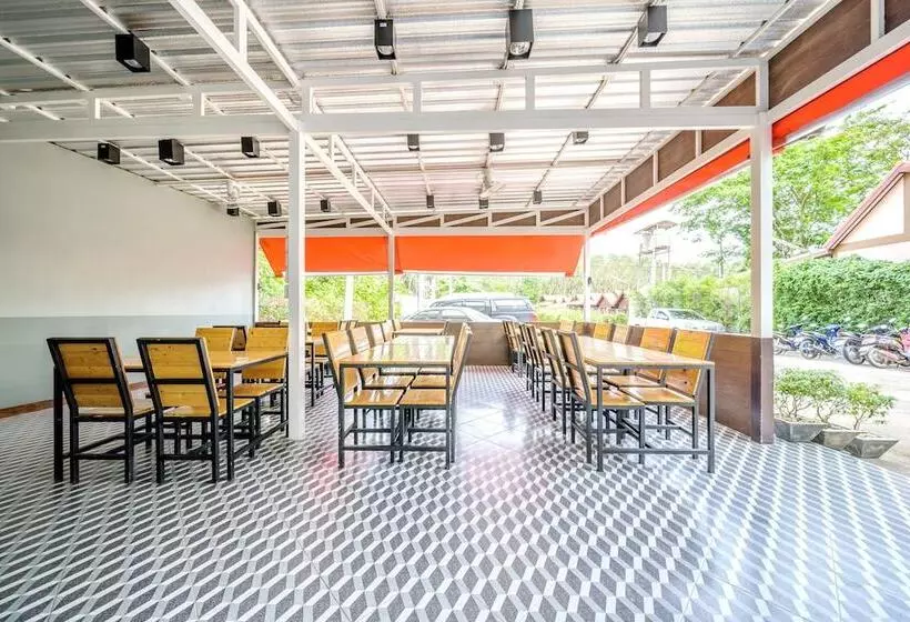 ホテル Nai Yang Place  Phuket Airport