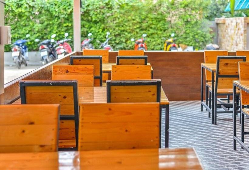 ホテル Nai Yang Place  Phuket Airport